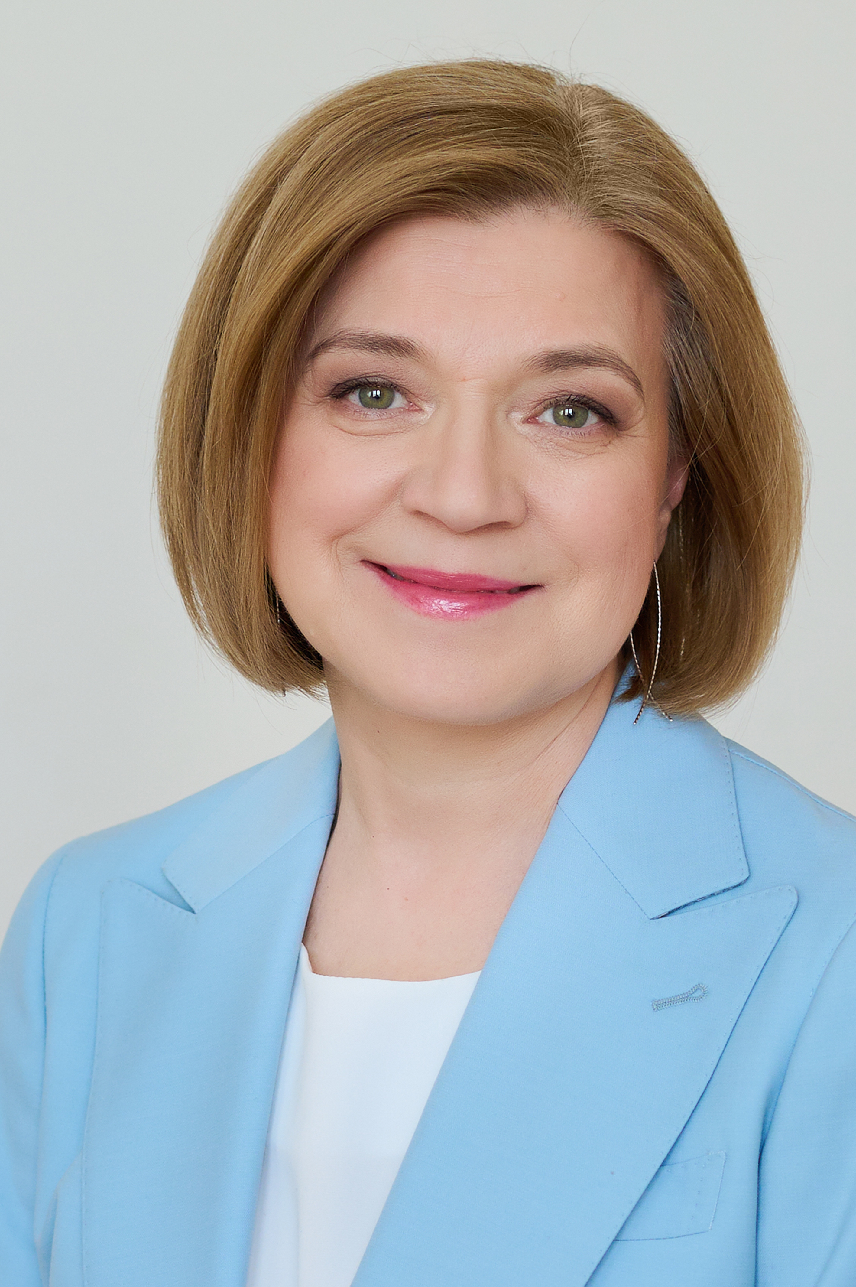 Dr. Marina Bezuglova
